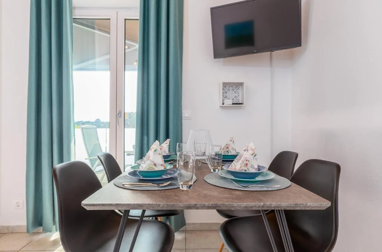 Apartmani Miki Vinkuran