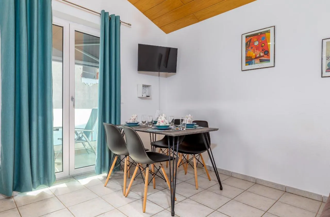 Apartment Apartmani Miki Vinkuran Kroatien