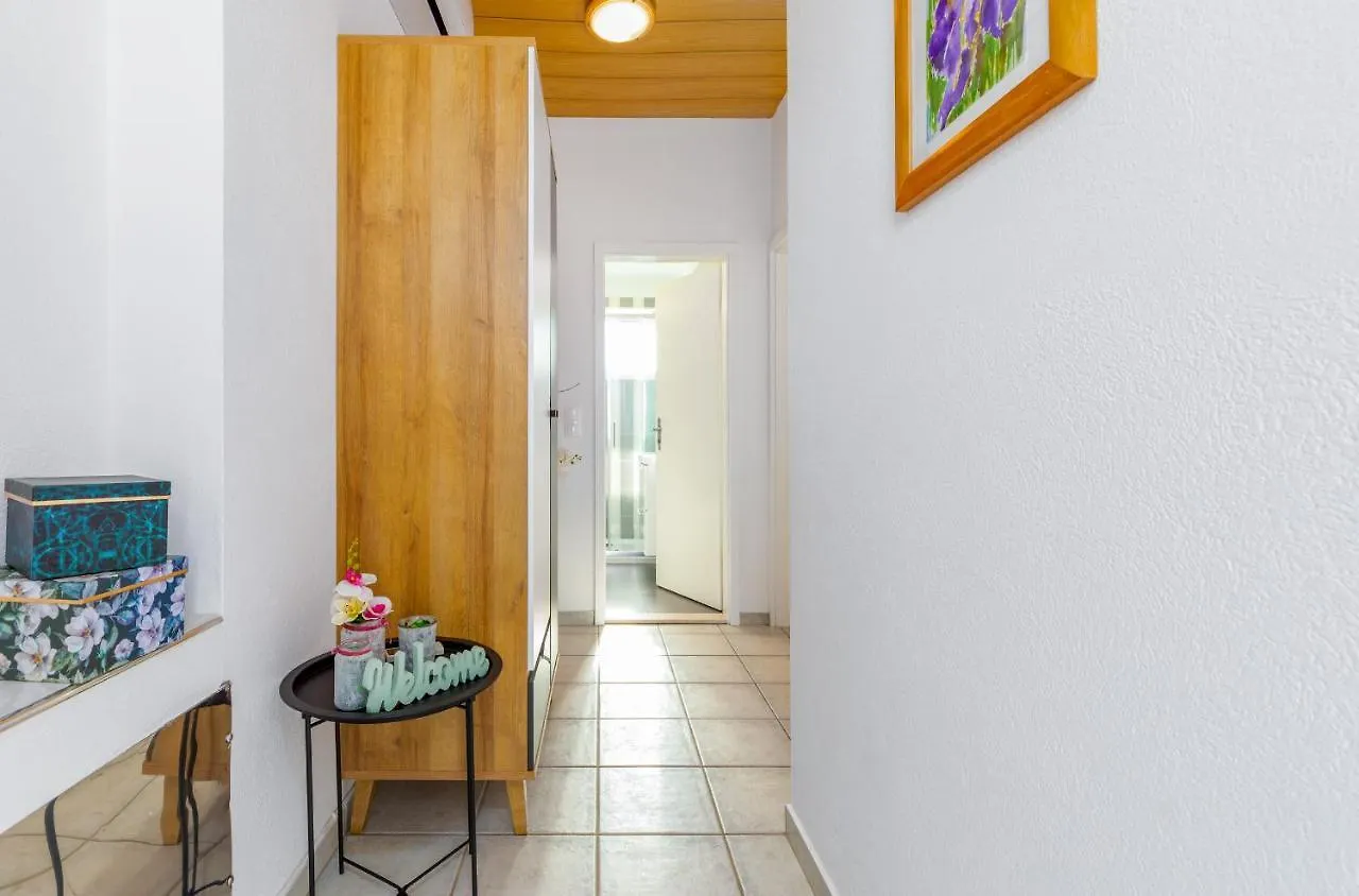 Apartment Apartmani Miki Vinkuran Croatia