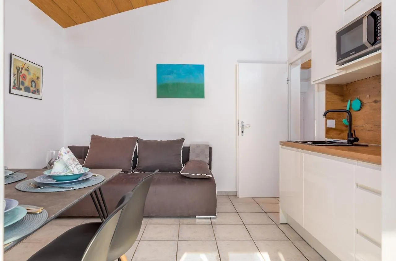 Apartment Apartmani Miki Vinkuran Kroatien