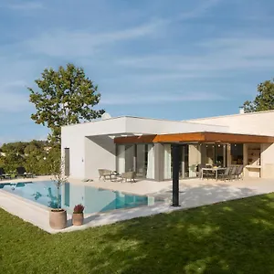  Villa Eos